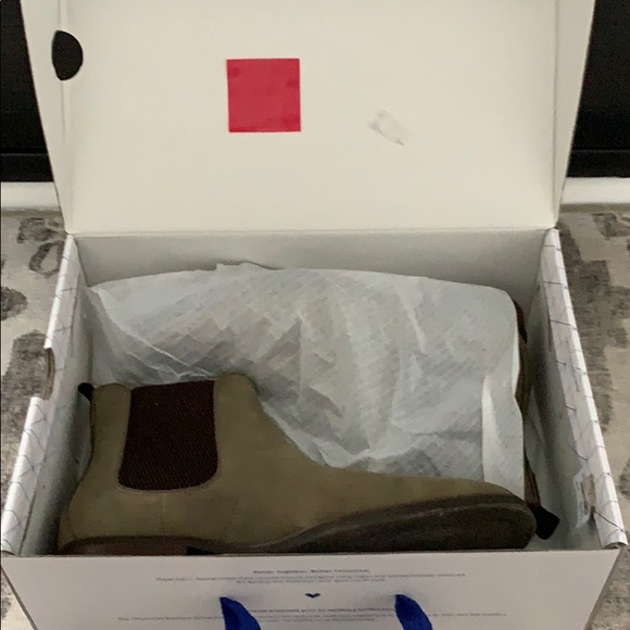 Chelsea slip on boots - Picture 5 of 6